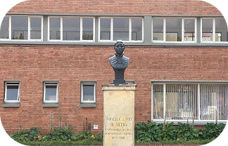 katie-moum-LSrChr55Ggc-unsplash 11