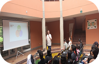 katie-moum-LSrChr55Ggc-unsplash 12